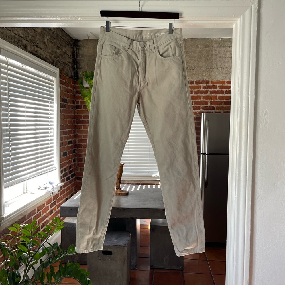 COS tan skinny jean size 28/32